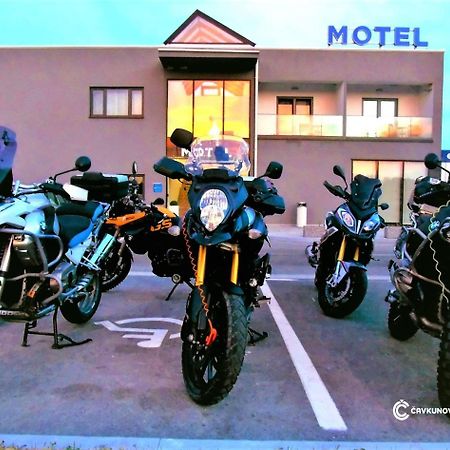 Motel Kamenica บีฮัช ภายนอก รูปภาพ