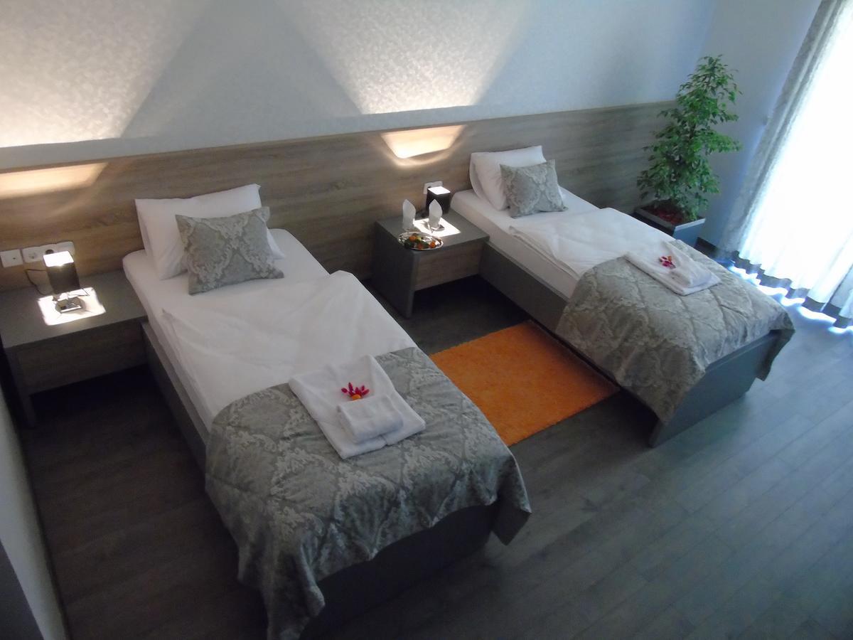 Motel Kamenica บีฮัช ภายนอก รูปภาพ