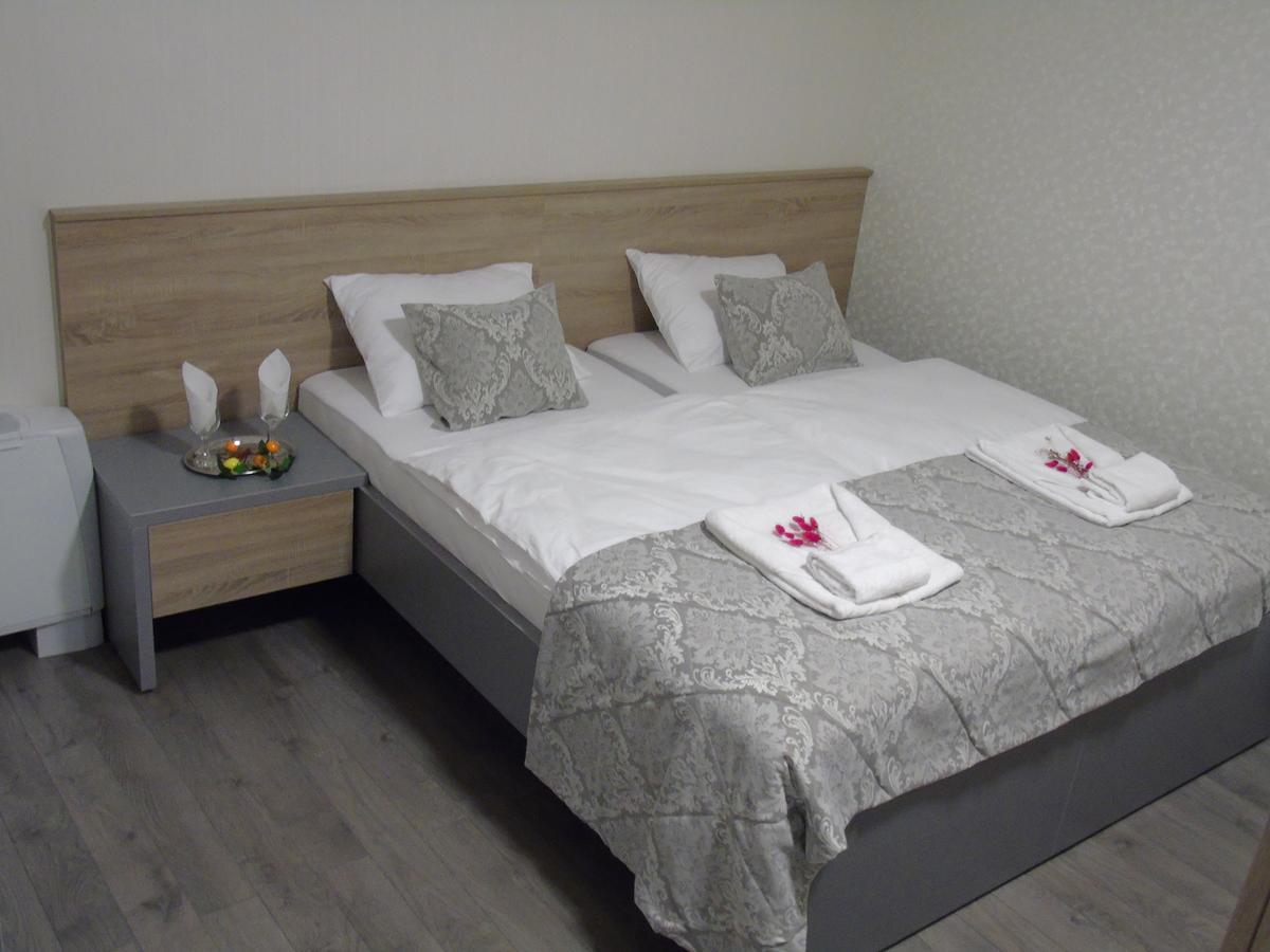Motel Kamenica บีฮัช ภายนอก รูปภาพ