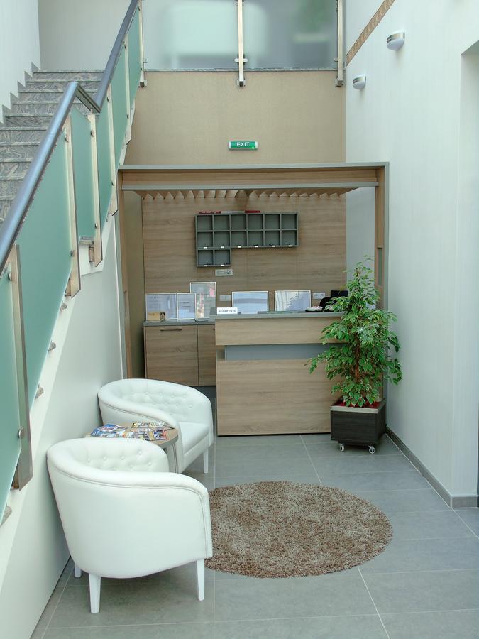 Motel Kamenica บีฮัช ภายนอก รูปภาพ